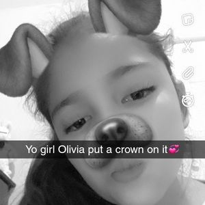 Meet your Posher, Olivia